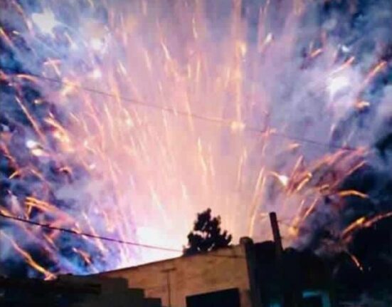 fuegos artificiales en las parrandas de Zulueta